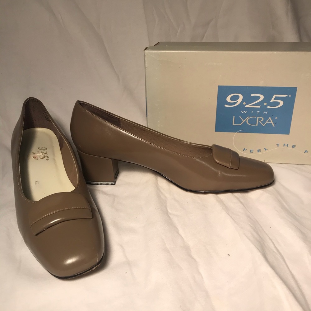9•2•5 With Lycra Taupe Heels